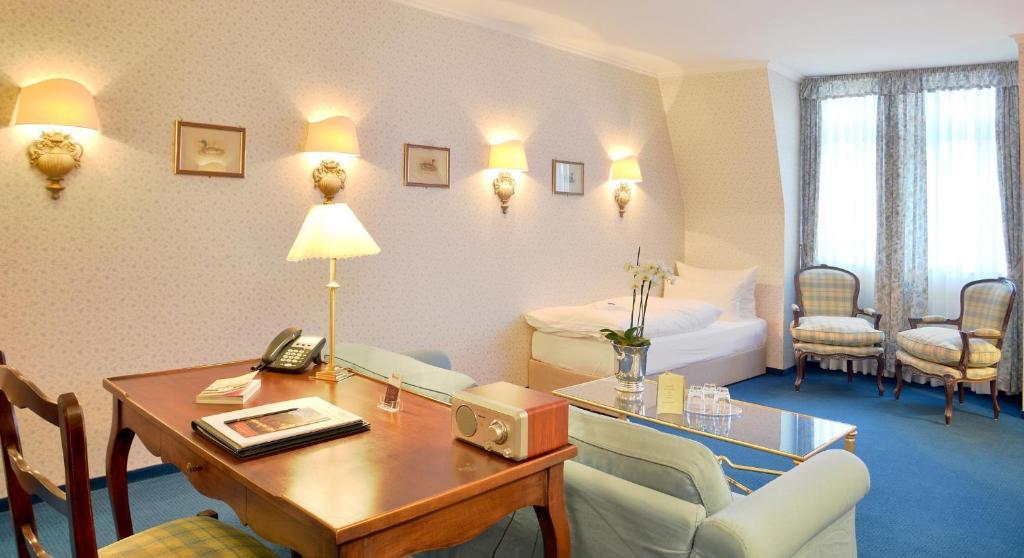 Stadthotel Patrizier Schmalkalden Oda fotoğraf