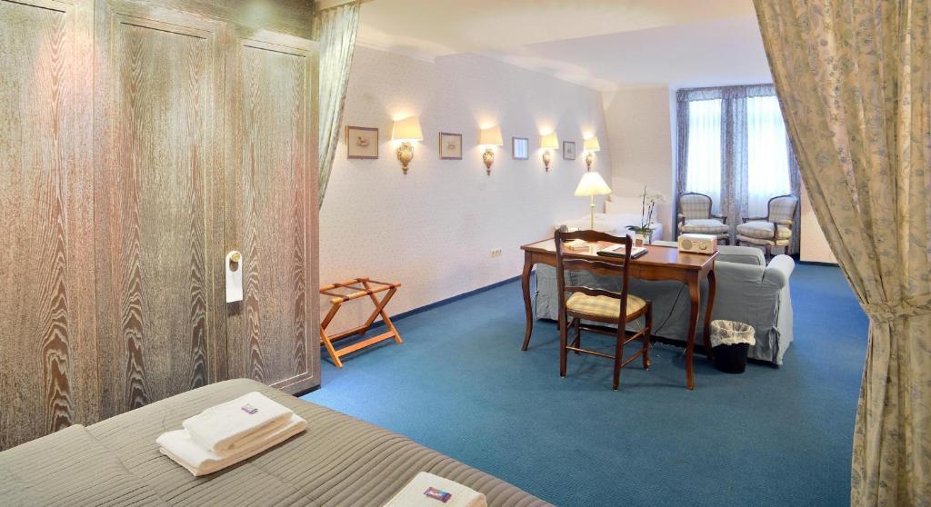 Stadthotel Patrizier Schmalkalden Oda fotoğraf