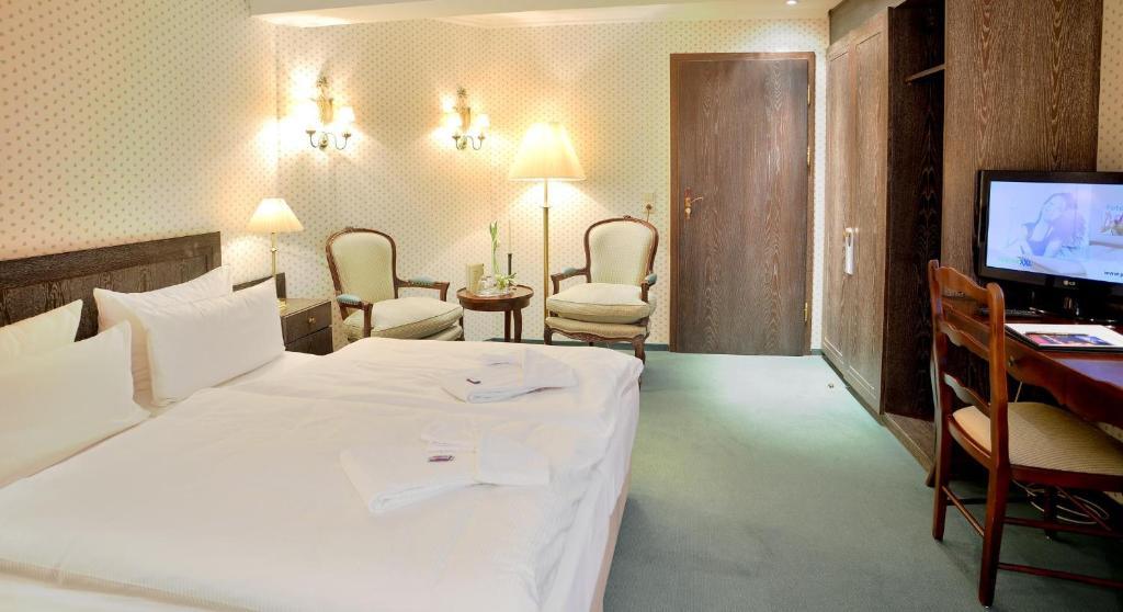 Stadthotel Patrizier Schmalkalden Oda fotoğraf